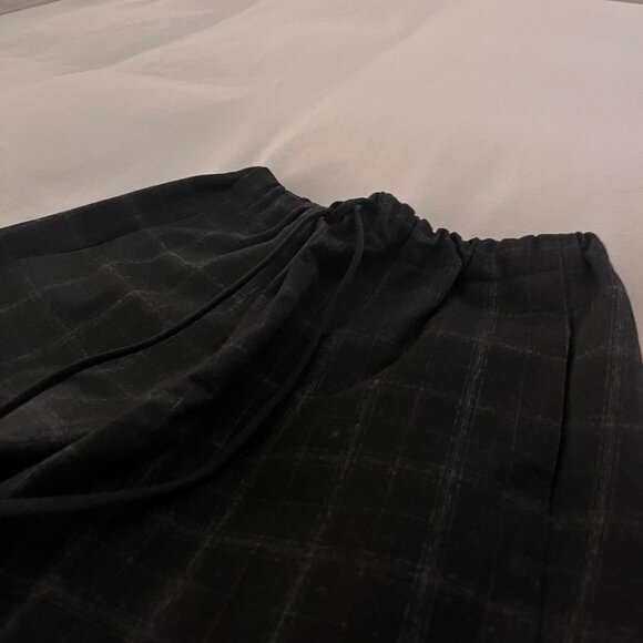 Muted plaid Babaton size xs work pants elastic waist band - Picture 2 of 3